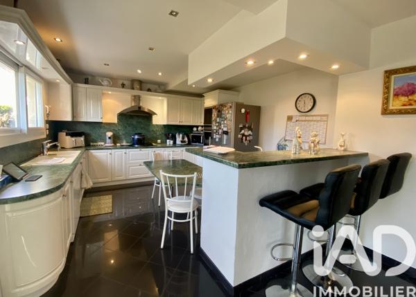 Maison à vendre 5 pièces 114 m² Cormelles-le-Royal