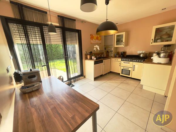 Vente maison La Chapelle Sur Erdre : 423 000 € - AJP Immobilier Nantes Nord