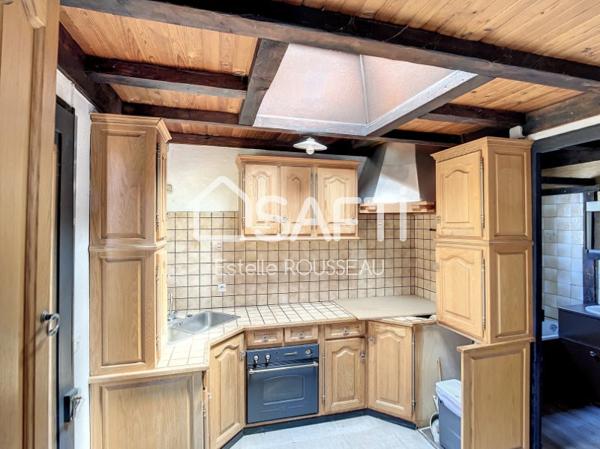 Maison ancienne à rénover et agrandir bord de Marne