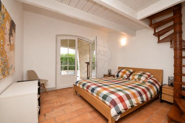 Maison 3 chambre(s) à vendre - Saint-Laurent-du-Var, Alpes-Maritimes - 06