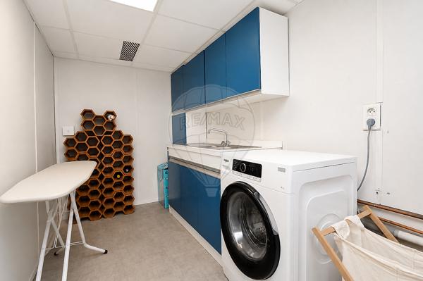 Maison 3 chambre(s) à vendre - Saint-Laurent-du-Var, Alpes-Maritimes - 06