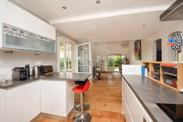 Maison 3 chambre(s) à vendre - Saint-Laurent-du-Var, Alpes-Maritimes - 06