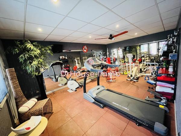 Maison à vendre 9 pièces de 282 m²