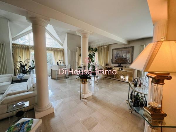 Maison à vendre 9 pièces de 282 m²