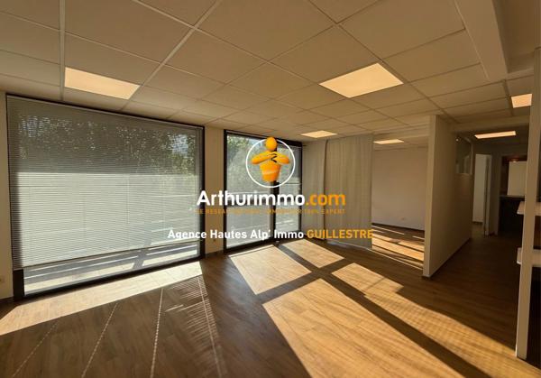 Vente Local commercial 2 pièces à Embrun