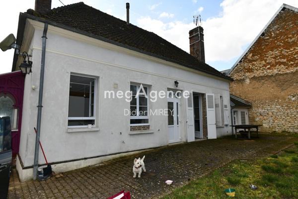 Maison à AIX-VILLEMAUR-PALIS, 10160 - 5 pièces 140m²