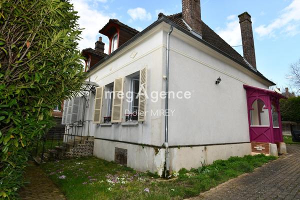 Maison à AIX-VILLEMAUR-PALIS, 10160 - 5 pièces 140m²