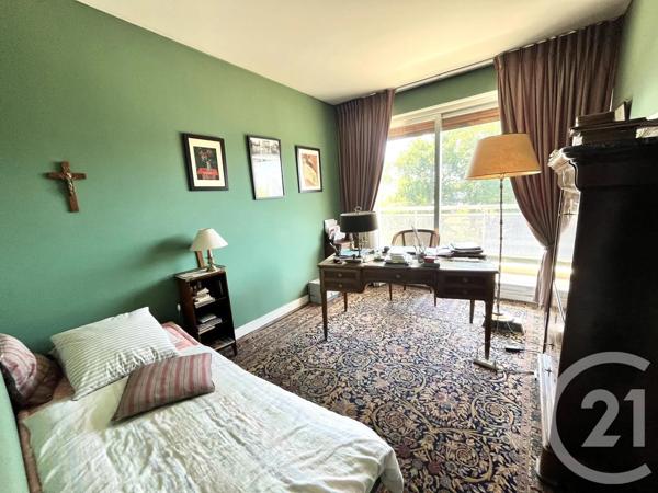 Appartement F6 à vendre  7 pièces - 147,58 m 2   MONTMORENCY  - 95