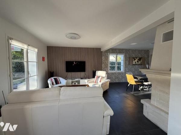 NOTRE-DAME-D’OÉ – MAISON FAMILIALE DE 148 M² AVEC 5 CHAMBRES ET BUREAU