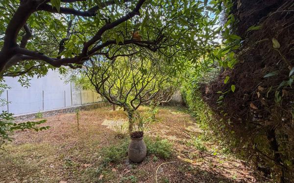 Maison à vendre    4 pièces •  Le Cannet