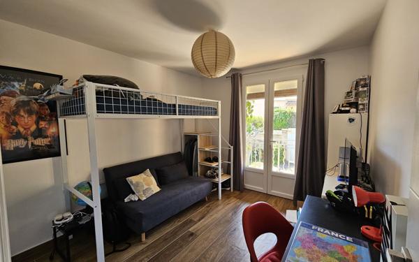 Maison à vendre    6 pièces •  Six-Fours-les-Plages