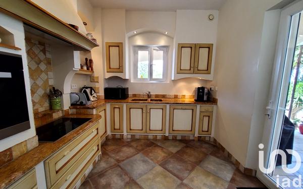 Maison à vendre 7 pièces 236 m² Beaucaire