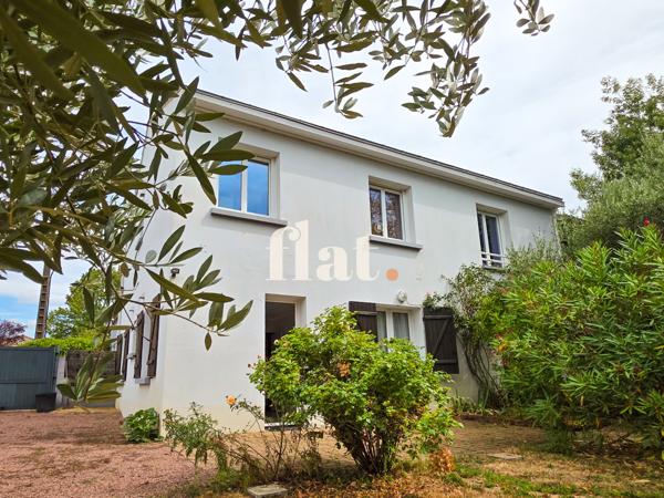 Maison 5 pièce(s) 4 chambre(s) 137 m²