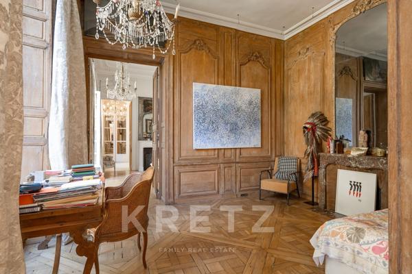 Au coeur d'un hôtel particulier, appartement traversant de 300m2