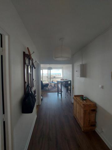 Grand T2 lumineux vue mer