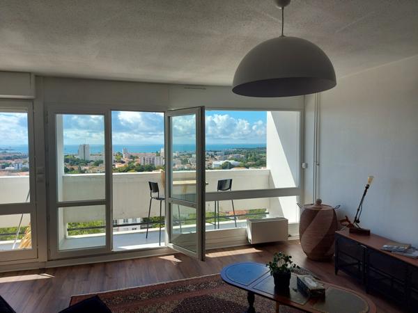 Grand T2 lumineux vue mer