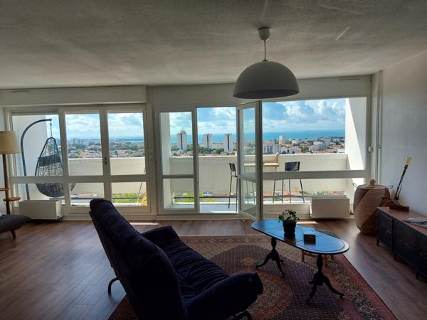 Grand T2 lumineux vue mer