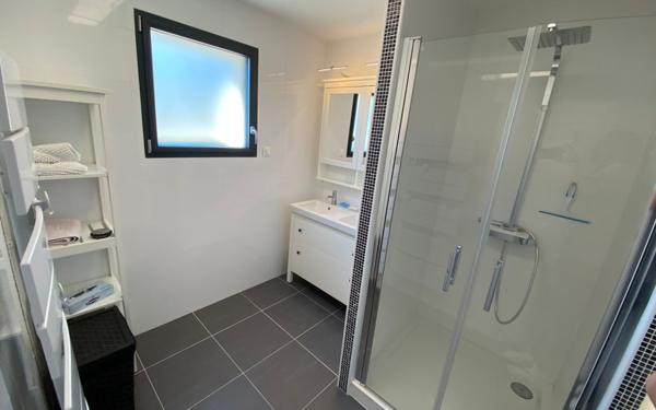 Maison à vendre    4 pièces •  Les Mathes