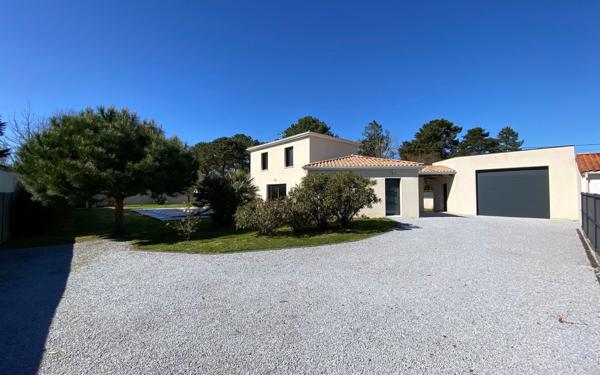 Maison à vendre    4 pièces •  Les Mathes