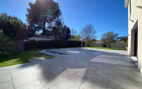 Maison à vendre    4 pièces •  Les Mathes