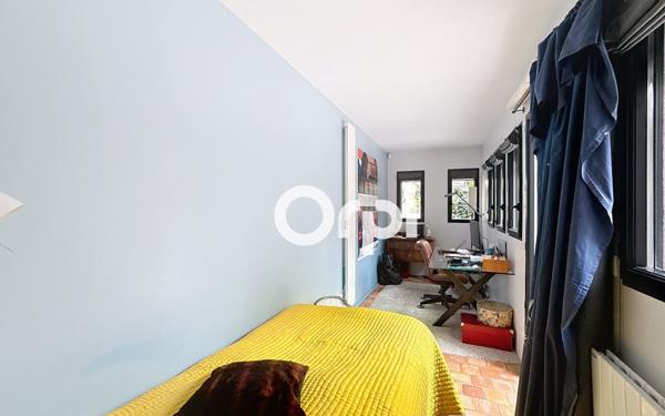 Maison à vendre    7 pièces •  Vanves