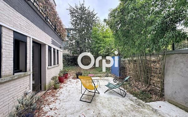 Maison à vendre    7 pièces •  Vanves