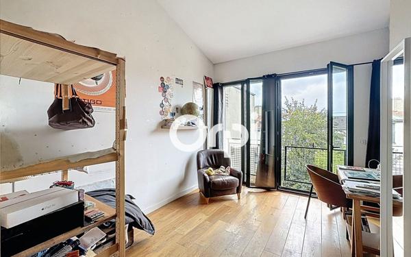 Maison à vendre    7 pièces •  Vanves