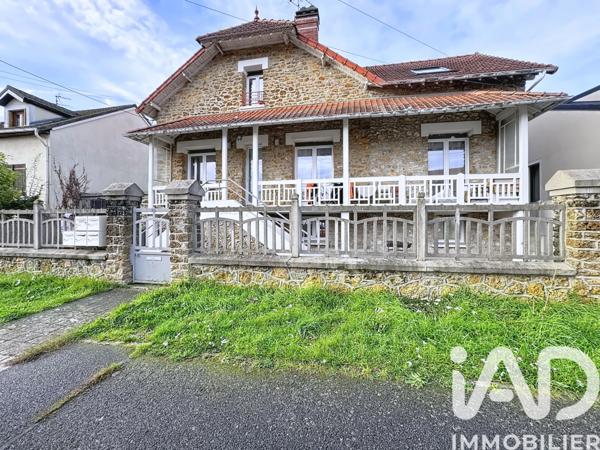 Maison à vendre 8 pièces 219 m² Sainte-Geneviève-des-Bois