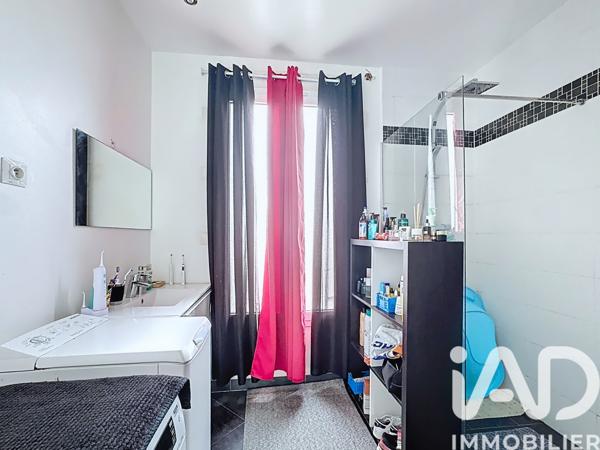 Maison à vendre 8 pièces 219 m² Sainte-Geneviève-des-Bois
