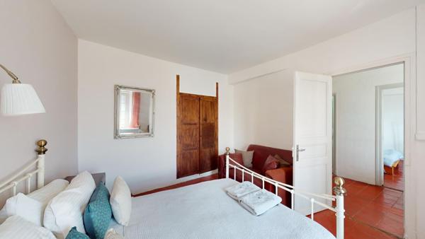 Maison de Maître à Puichéric avec terrasse