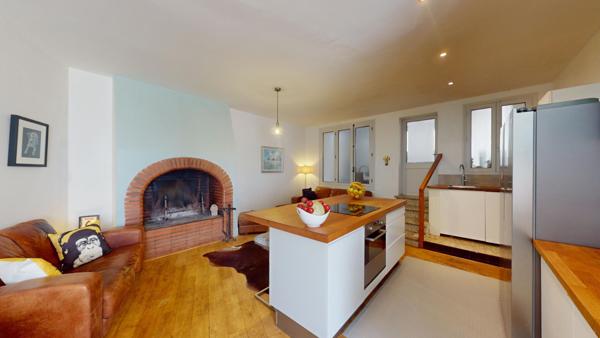 Maison de Maître à Puichéric avec terrasse