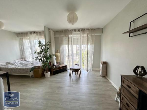 Appartement à louer 1 pièce 30.45m² Nancy (54000)