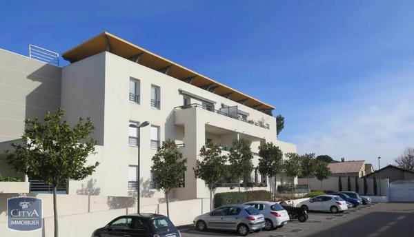 Parking à louer Nîmes (30000)