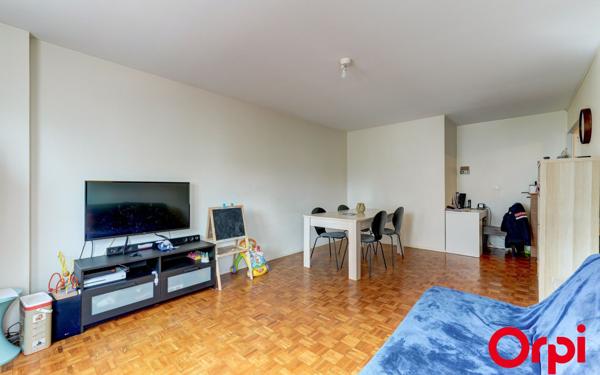 Appartement à vendre    3 pièces • 67,63 m2 Lyon 3