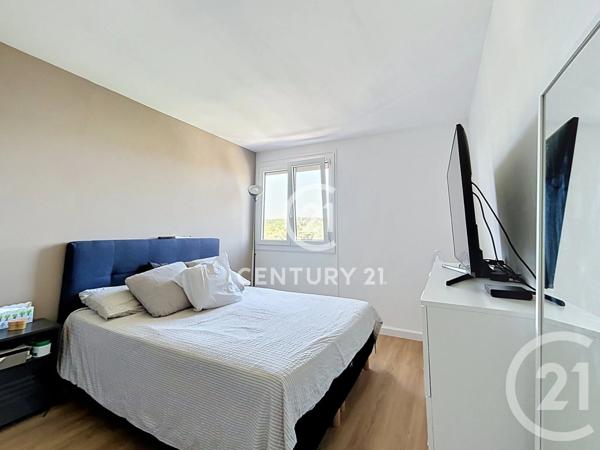 Appartement F5 à vendre  5 pièces - 97,96 m 2   DEUIL LA BARRE  - 95