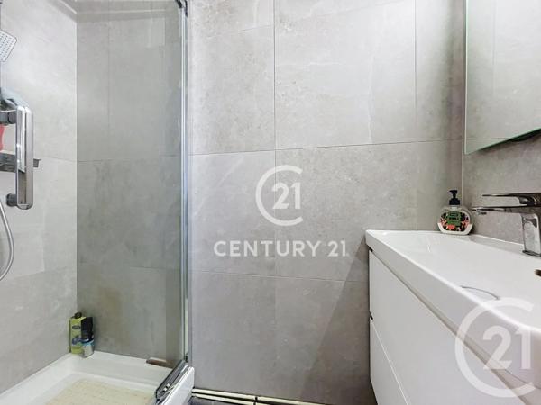 Appartement F5 à vendre  5 pièces - 97,96 m 2   DEUIL LA BARRE  - 95