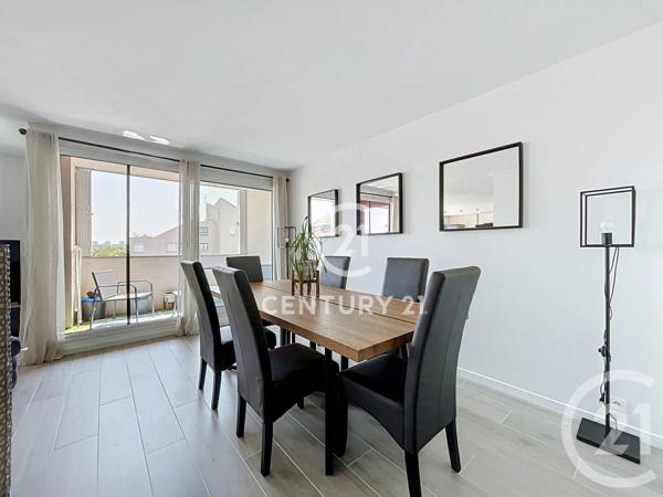 Appartement F5 à vendre  5 pièces - 97,96 m 2   DEUIL LA BARRE  - 95