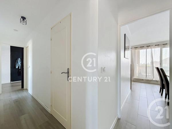 Appartement F5 à vendre  5 pièces - 97,96 m 2   DEUIL LA BARRE  - 95