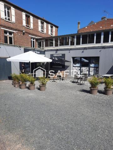 ENSEMBLE IMMOBILIER CENTRE VILLE