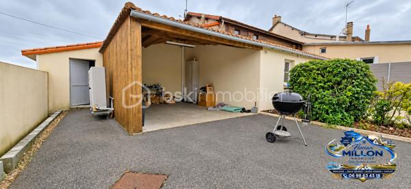 Et si votre prochaine maison était celle où l’on prend enfin le temps de vivre ? 🌿
À Pugny (79320), à seulement 5 minutes de Moncoutant-sur-Sèvre, se cache cette longère d’environ 190 m², implantée sur un terrain clos d’environ 1 850 m².

Dès que l’on entre, le charme opère.

On découvre une grande pièce de vie, chaleureuse et lumineuse, où la cheminée, les poutres apparentes et les beaux volumes donnent immédiatement envie de s’installer. Au-dessus, une mezzanine d’environ 14 m² prolonge l’espace et offre ce petit coin supplémentaire que chacun pourra s'approprier : lecture, bureau, détente…

La visite se poursuit vers une grande cuisine aménagée et équipée, pensée comme une véritable pièce à vivre, avec suffisamment d’espace pour cuisiner, partager et recevoir.

Juste à côté, une pièce supplémentaire avec accès direct à la terrasse ouvre encore le champ des possibles : salle de jeux, bureau, espace détente ou chambre d’appoint… À chacun d’imaginer son usage.

Et lorsque les beaux jours arrivent, il suffit d'ouvrir pour passer directement dehors. ☀️

La terrasse exposée plein sud devient alors le prolongement naturel de la maison : repas en famille, soirées entre amis ou simplement quelques instants au calme.

Plus loin, le regard se porte vers le jardin arboré situé en fond de parcelle. Un bel espace de verdure où les enfants peuvent jouer, où l’on peut jardiner, installer des jeux ou tout simplement profiter de la campagne. 🌳

Côté nuit, la maison offre 4 chambres dont une au rez-de-chaussée, ainsi qu’une salle d’eau, une salle de bain et une buanderie, permettant d'accueillir confortablement toute la famille.

Et cette propriété réserve encore de beaux volumes avec ses dépendances, son préau et son grand hangar d'environ 200 m², accessibles à l’arrière de la maison. De quoi répondre à de nombreux besoins de stockage, de bricolage ou à différents projets.

Pour le confort au quotidien, la maison bénéficie d’un chauffage au sol alimenté par une pompe à chaleur.

✨ Une maison où l’on retrouve le charme de l’ancien, de beaux volumes, de grands espaces extérieurs et surtout cette sensation agréable d’être à la campagne tout en restant à seulement quelques minutes de Moncoutant-sur-Sèvre.

190 m² habitables • 8 pièces dont mezzanine de 14 m² • 4 chambres • Terrain d'environ 1 850 m² • Hangar d'environ 200 m² • Terrasse plein sud

💰 Prix HAI : 200 000 €

Honoraires à la charge du vendeur

📞 Renseignements & visites

Florian MILLON – BSK Immobilier
📱 06 98 63 43 18
📧 f.millon@bskimmobilier.com

🤝 Vous connaissez quelqu’un susceptible d’être intéressé par cette maison ?
Devenez apporteur d’affaires et bénéficiez de 10 % de mes honoraires HT.*