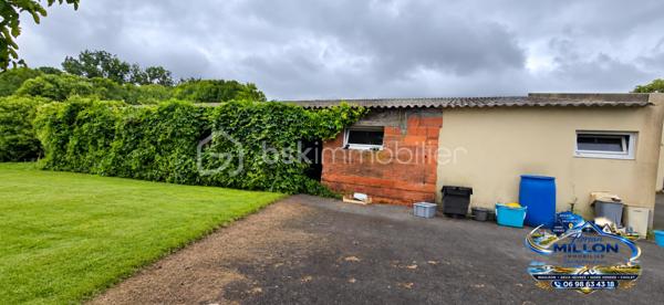 Et si votre prochaine maison était celle où l’on prend enfin le temps de vivre ? 🌿
À Pugny (79320), à seulement 5 minutes de Moncoutant-sur-Sèvre, se cache cette longère d’environ 190 m², implantée sur un terrain clos d’environ 1 850 m².

Dès que l’on entre, le charme opère.

On découvre une grande pièce de vie, chaleureuse et lumineuse, où la cheminée, les poutres apparentes et les beaux volumes donnent immédiatement envie de s’installer. Au-dessus, une mezzanine d’environ 14 m² prolonge l’espace et offre ce petit coin supplémentaire que chacun pourra s'approprier : lecture, bureau, détente…

La visite se poursuit vers une grande cuisine aménagée et équipée, pensée comme une véritable pièce à vivre, avec suffisamment d’espace pour cuisiner, partager et recevoir.

Juste à côté, une pièce supplémentaire avec accès direct à la terrasse ouvre encore le champ des possibles : salle de jeux, bureau, espace détente ou chambre d’appoint… À chacun d’imaginer son usage.

Et lorsque les beaux jours arrivent, il suffit d'ouvrir pour passer directement dehors. ☀️

La terrasse exposée plein sud devient alors le prolongement naturel de la maison : repas en famille, soirées entre amis ou simplement quelques instants au calme.

Plus loin, le regard se porte vers le jardin arboré situé en fond de parcelle. Un bel espace de verdure où les enfants peuvent jouer, où l’on peut jardiner, installer des jeux ou tout simplement profiter de la campagne. 🌳

Côté nuit, la maison offre 4 chambres dont une au rez-de-chaussée, ainsi qu’une salle d’eau, une salle de bain et une buanderie, permettant d'accueillir confortablement toute la famille.

Et cette propriété réserve encore de beaux volumes avec ses dépendances, son préau et son grand hangar d'environ 200 m², accessibles à l’arrière de la maison. De quoi répondre à de nombreux besoins de stockage, de bricolage ou à différents projets.

Pour le confort au quotidien, la maison bénéficie d’un chauffage au sol alimenté par une pompe à chaleur.

✨ Une maison où l’on retrouve le charme de l’ancien, de beaux volumes, de grands espaces extérieurs et surtout cette sensation agréable d’être à la campagne tout en restant à seulement quelques minutes de Moncoutant-sur-Sèvre.

190 m² habitables • 8 pièces dont mezzanine de 14 m² • 4 chambres • Terrain d'environ 1 850 m² • Hangar d'environ 200 m² • Terrasse plein sud

💰 Prix HAI : 200 000 €

Honoraires à la charge du vendeur

📞 Renseignements & visites

Florian MILLON – BSK Immobilier
📱 06 98 63 43 18
📧 f.millon@bskimmobilier.com

🤝 Vous connaissez quelqu’un susceptible d’être intéressé par cette maison ?
Devenez apporteur d’affaires et bénéficiez de 10 % de mes honoraires HT.*