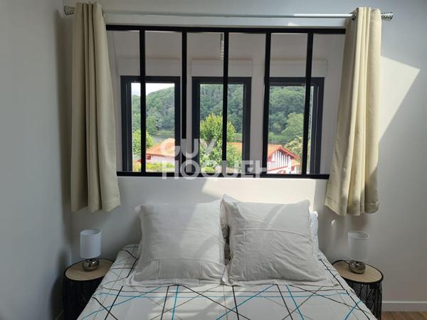 COUP DE COEUR - A ne pas manquer : jolie maison contemporaine face au Lac de ST PEE SUR NIVELLE.