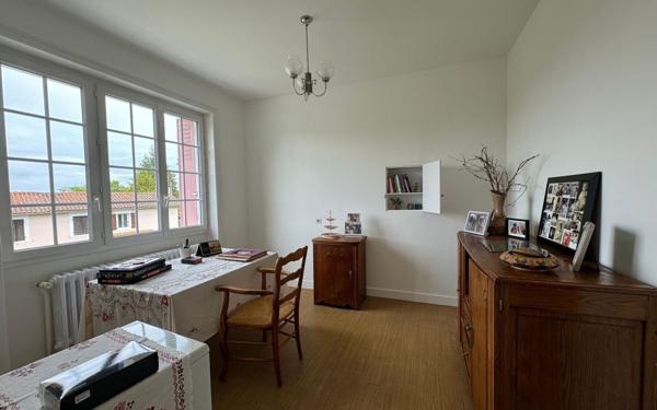 Maison à vendre    7 pièces •  Chassenon