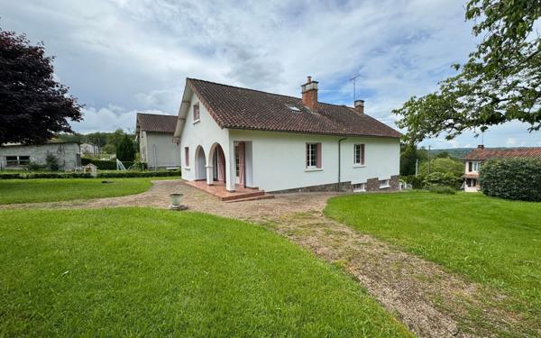 Maison à vendre    7 pièces •  Chassenon