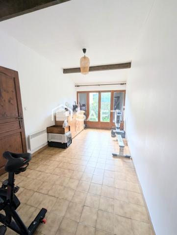 Villa à fort potentiel proche des commodités