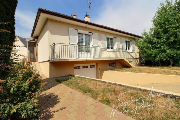 Maison sur sous-sol total avec jardin clos