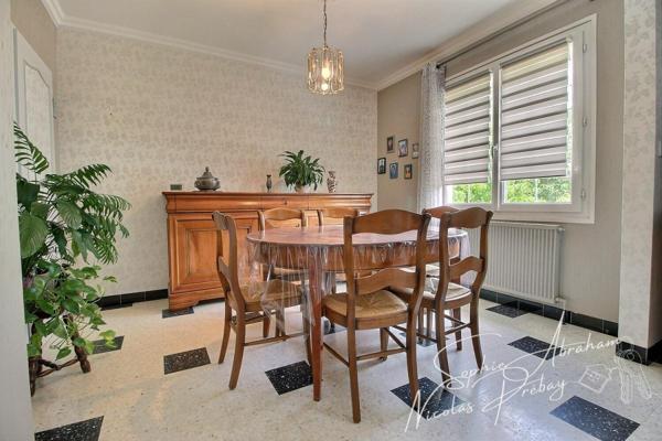 Maison sur sous-sol total avec jardin clos