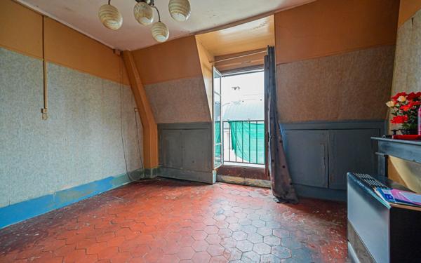 Appartement à vendre    3 pièces • 36,27 m2 Paris 19