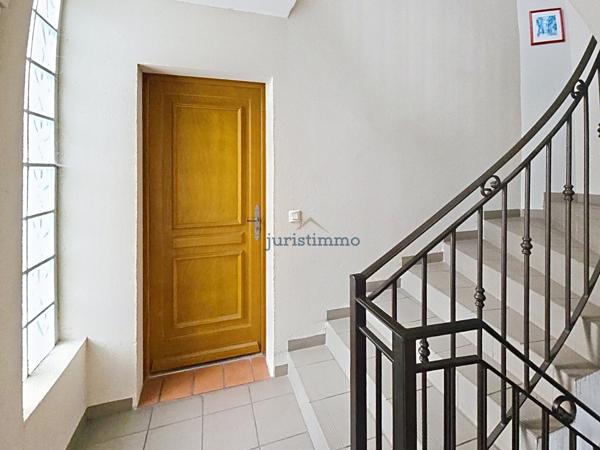 APPARTEMENT T3 AVEC TERRASSE DANS RESIDENCE SECURISEE AU PREMIER ETAGE