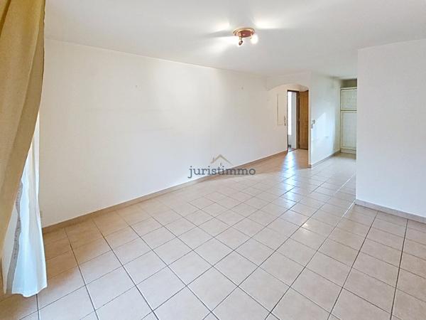 APPARTEMENT T3 AVEC TERRASSE DANS RESIDENCE SECURISEE AU PREMIER ETAGE